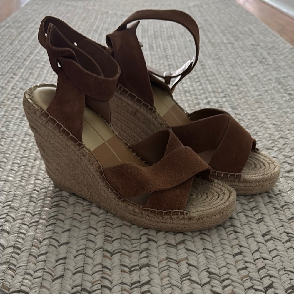 NEW dolce vita Brown/tan Suede Wedge Sandals